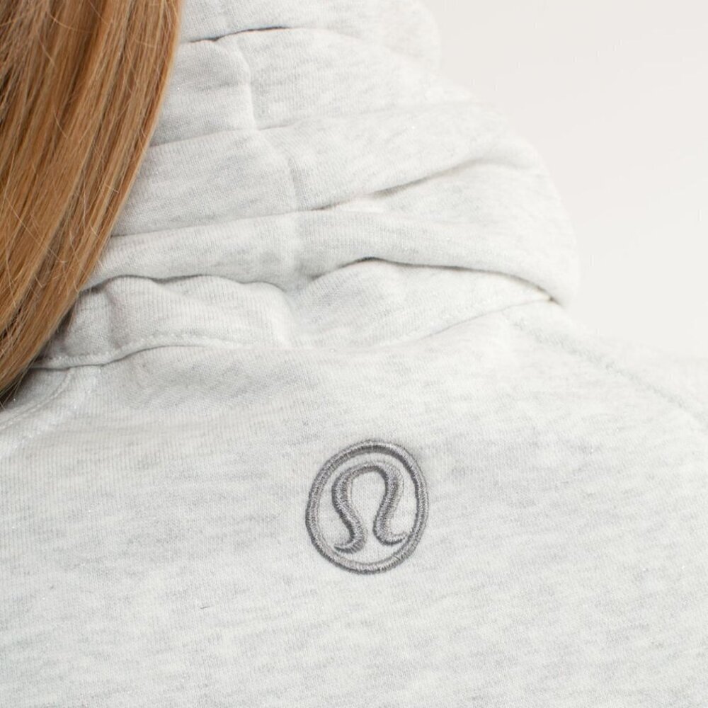 Lululemon Cuddle Up Jacket - Picture 5 of 16